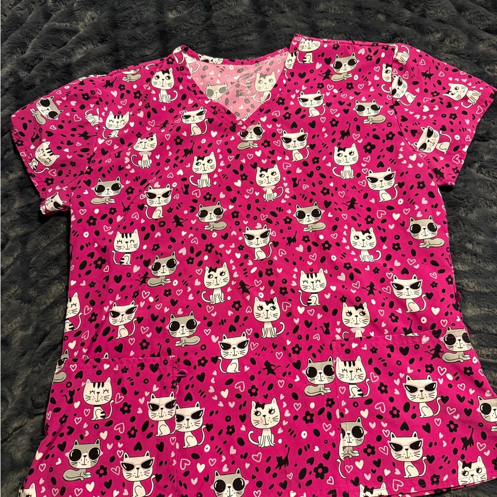 Women’s XL Cat Print Scrub Top